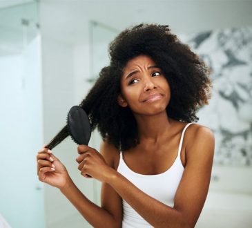 7 Best Homemade Hair Masks For Dry/ Frizzy Hair